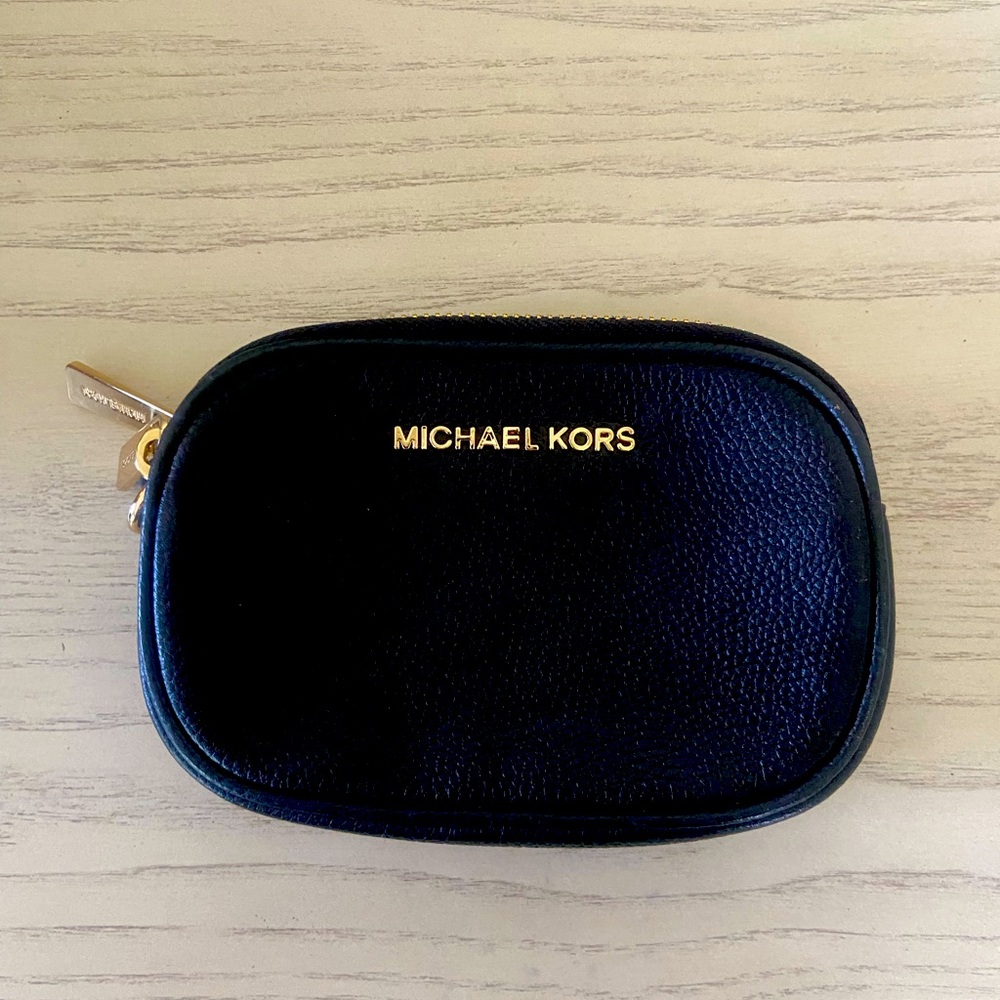 Michael Kors Wallet•NWT•Black